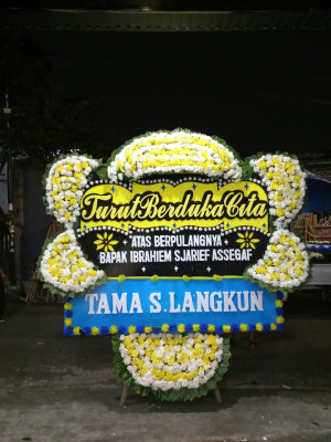 Papan Bunga Duka di Durian